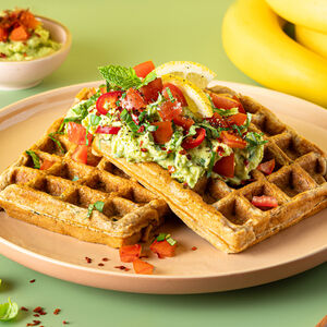 Bananenwaffeln mit Avocadomus