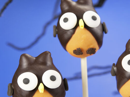 2B_Trick-or-treat-for-chocolate_1338x460